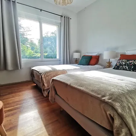 Les Pyrenees Au Bord De L'eau, De 2 A 7 Personnes Prázdninový dům