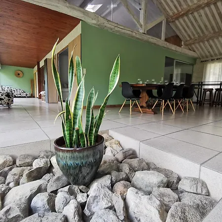 Les Pyrenees Au Bord De L'eau, De 2 A 7 Personnes بيت للعطل *