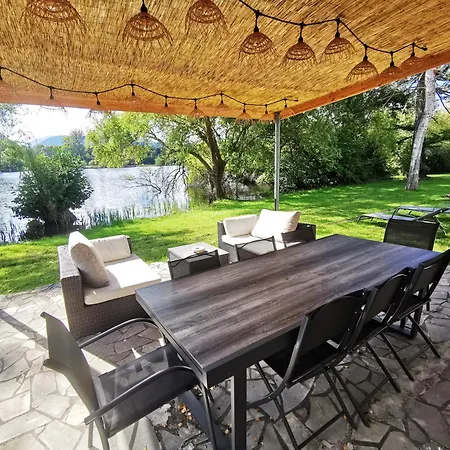 Prázdninový dům Les Pyrenees Au Bord De L'eau, De 2 A 7 Personnes *