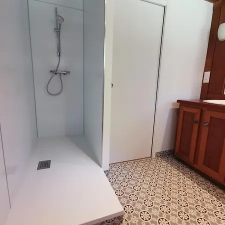 Casa vacanze Les Pyrénées Au Bord De L'eau, De 2 à 7 Personnes *