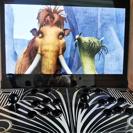 بيت للعطل Les Pyrenees Au Bord De L'eau, De 2 A 7 Personnes