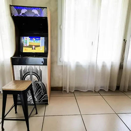 Les Pyrenees Au Bord De L'eau, De 2 A 7 Personnes * Barbazan