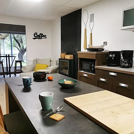 Les Pyrénées Au Bord De L'eau, De 2 à 7 Personnes Casa vacanze *